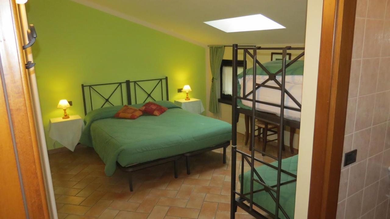 Agriturismo La Staffa Valeggio sul Mincio Buitenkant foto