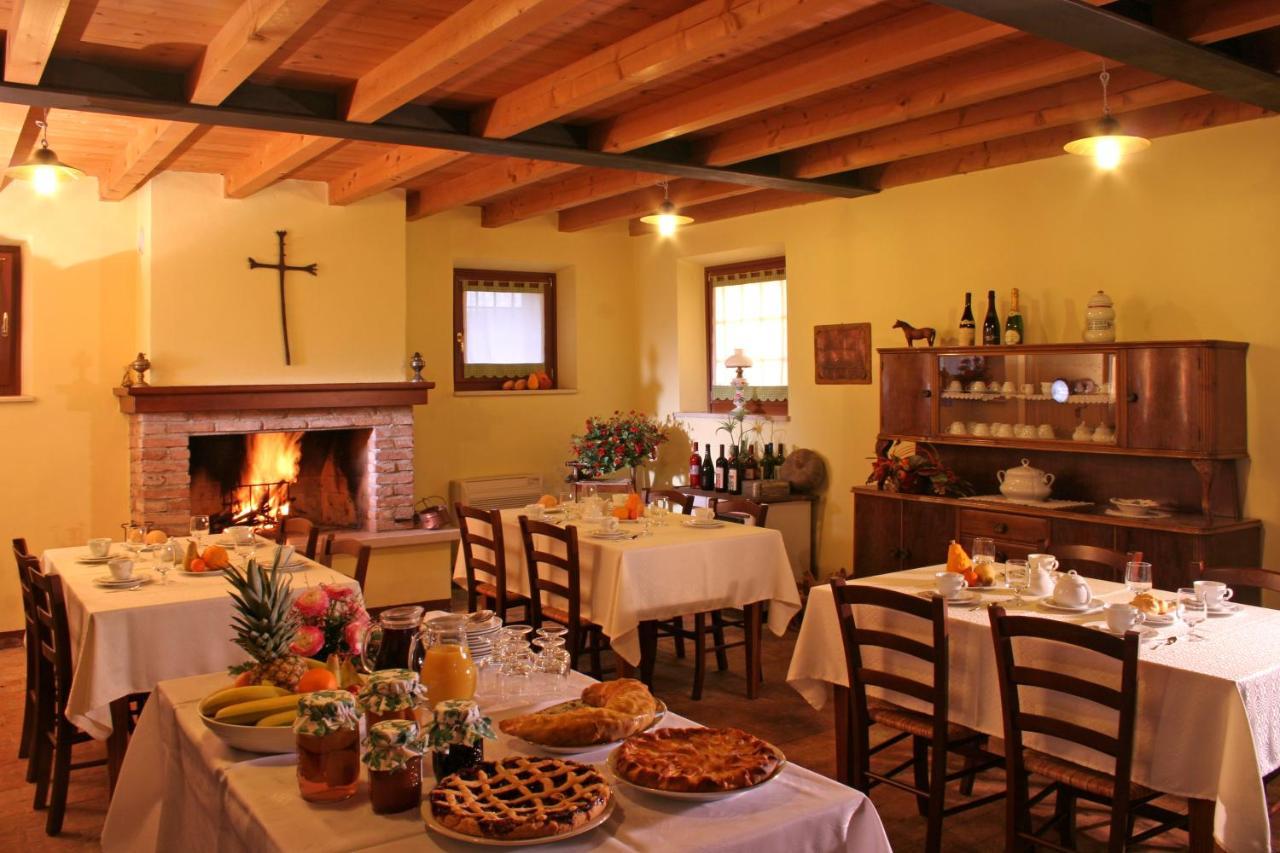 Agriturismo La Staffa Valeggio sul Mincio Buitenkant foto