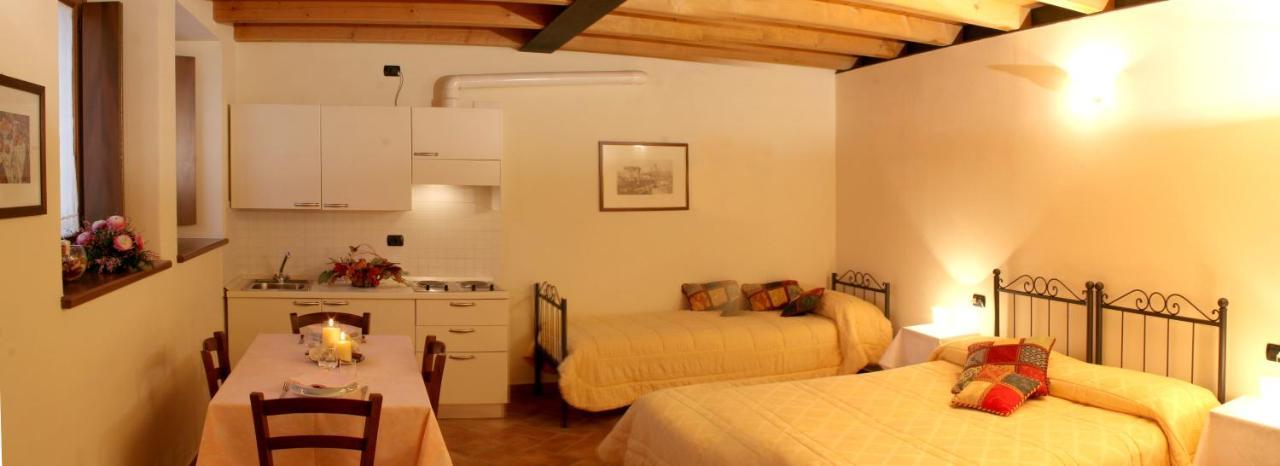 Agriturismo La Staffa Valeggio sul Mincio Buitenkant foto