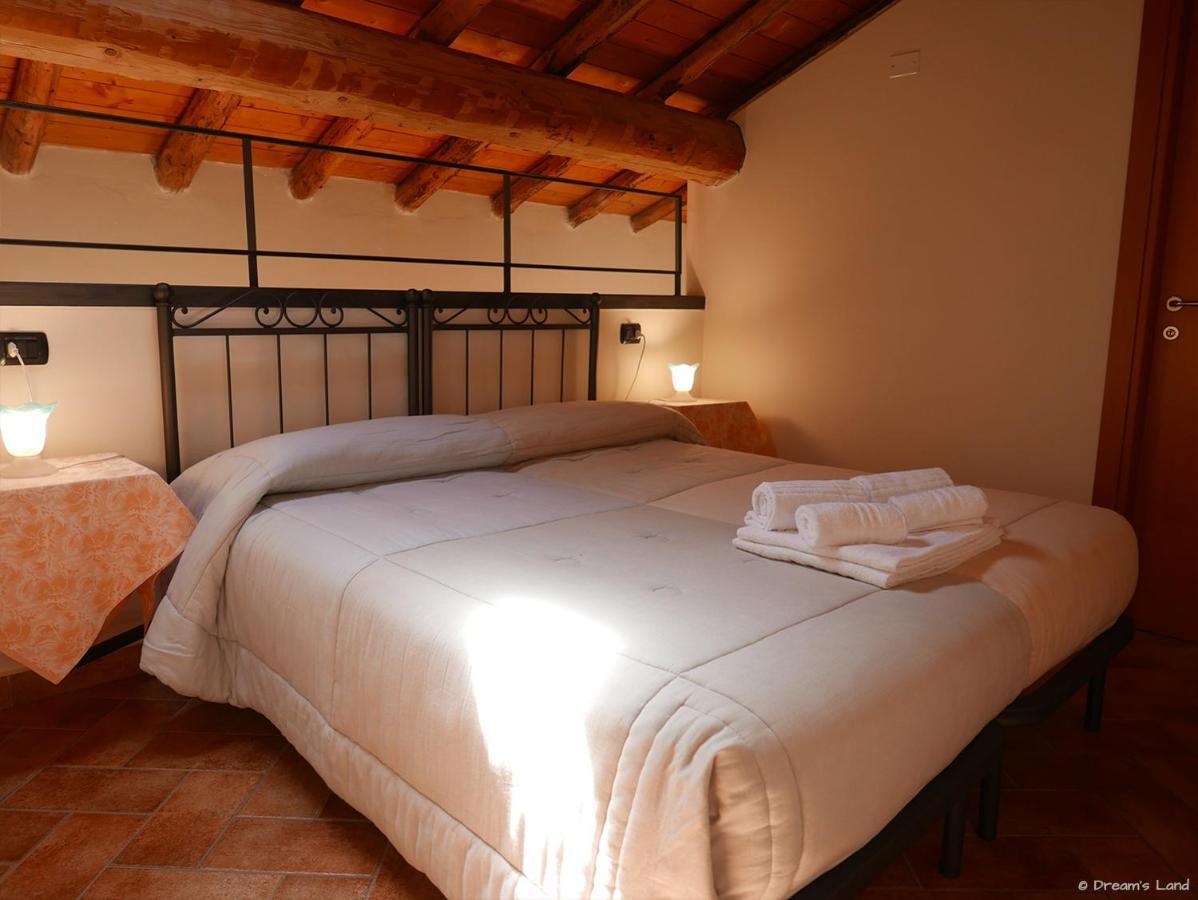 Agriturismo La Staffa Valeggio sul Mincio Buitenkant foto